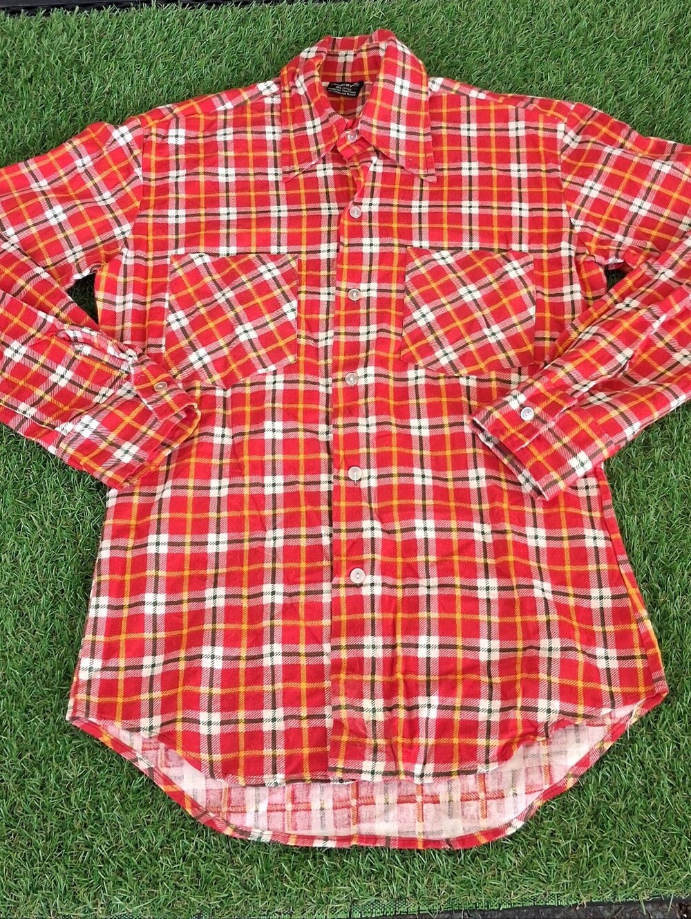Vintage 70's Gantry Dagger Collar Red Plaid Cotton Shirt with Size Small